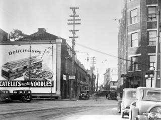 Intersection de la rue de la Couronne et de la rue Saint-Vallier Est